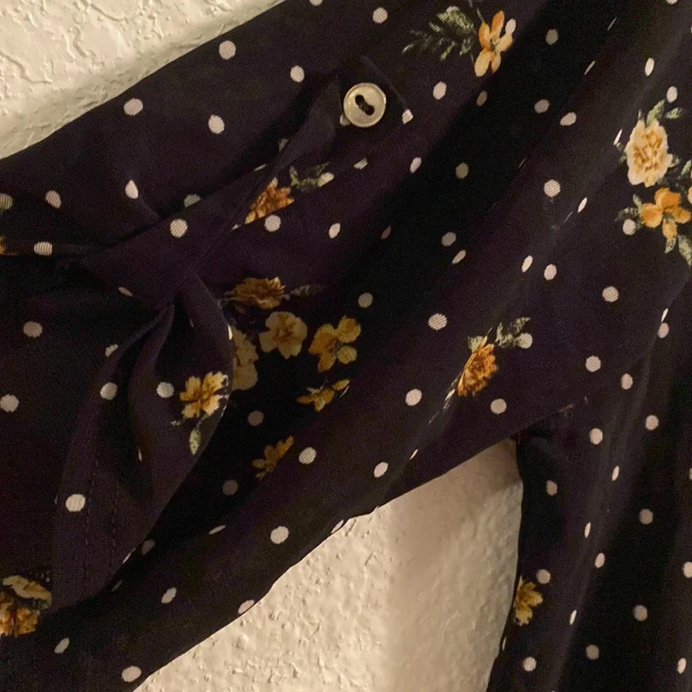 Siren Lily floral polka dot cut out blouse top